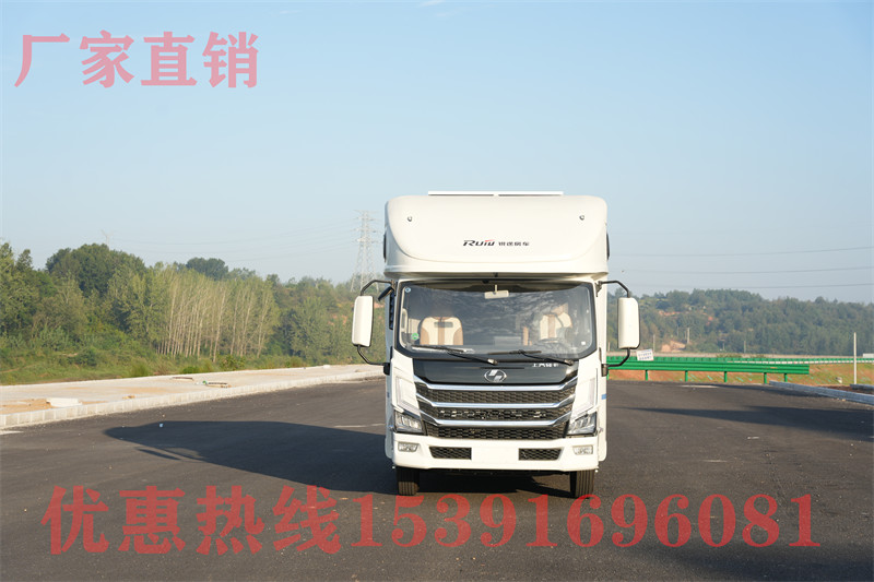 1200萬(wàn)的房車(chē) 1200萬(wàn)豪華房車(chē)長(zhǎng)啥樣?廚房、客廳一應(yīng)俱全,還有個(gè)跑車(chē)車(chē)庫(kù)!