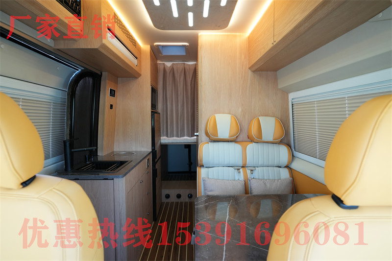 阿莫迪羅征服者越野房車 十字標(biāo)的房車叫什么名字