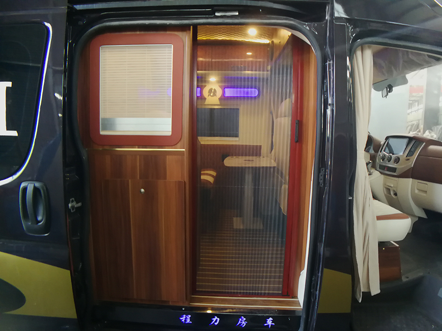 東風(fēng)御風(fēng)豎床上下鋪1