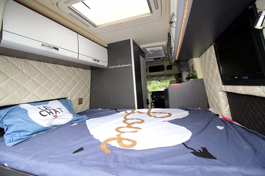 程力房車-依維柯歐勝B型房車橫床版6 程力房車-依維柯歐勝B型房車橫床版