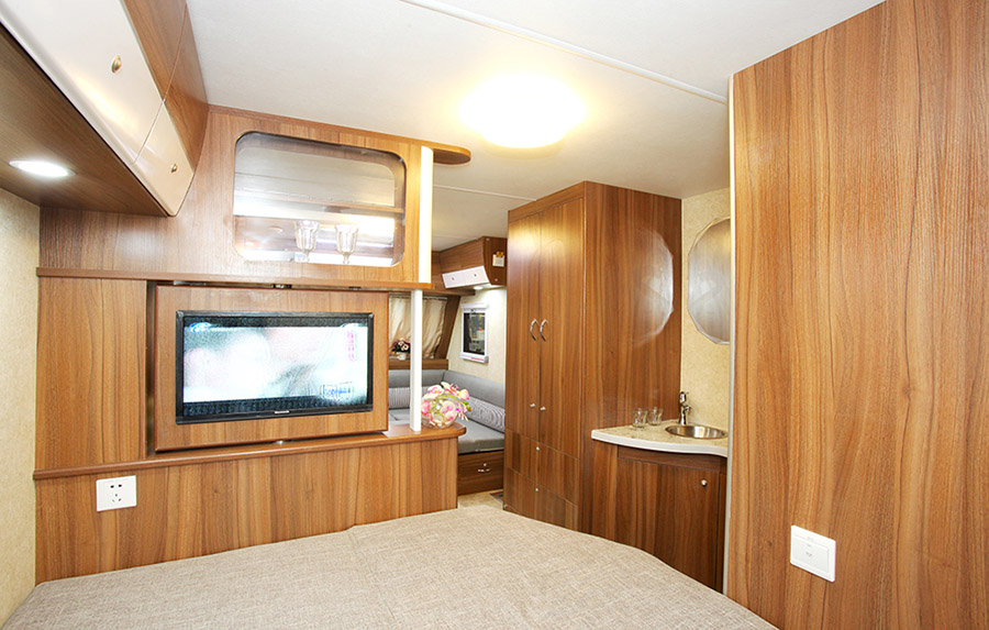 6.7m拖掛式房車9 程力拖掛式房車