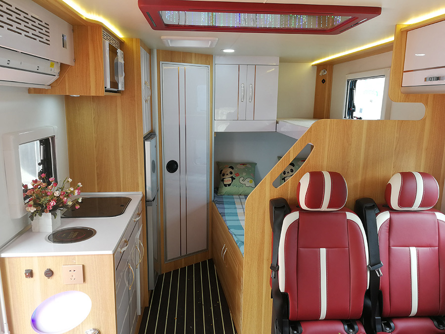 中恒房車-依維柯歐勝8AT自動(dòng)擋C型房車-豎床版3 中恒房車-依維柯歐勝8AT自動(dòng)擋C型房車-豎床版3