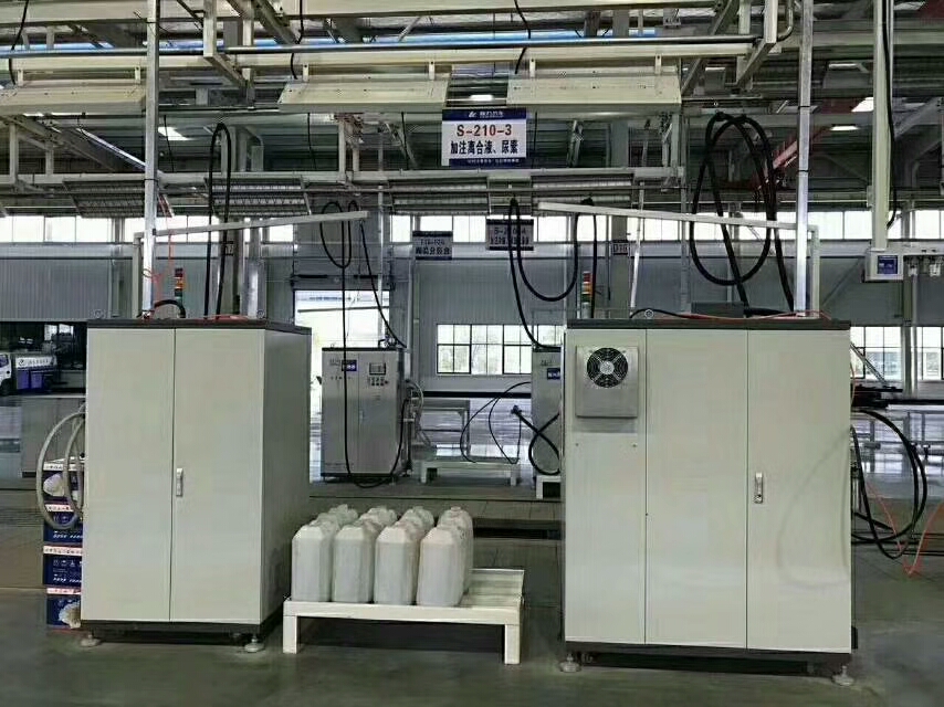 現(xiàn)代化、自動(dòng)化的流水生產(chǎn)線2