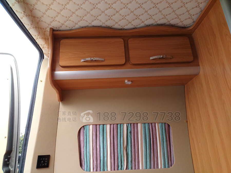 程力大通V80長軸高頂自動擋B型房車 程力大通V80長軸高頂自動擋B型房車