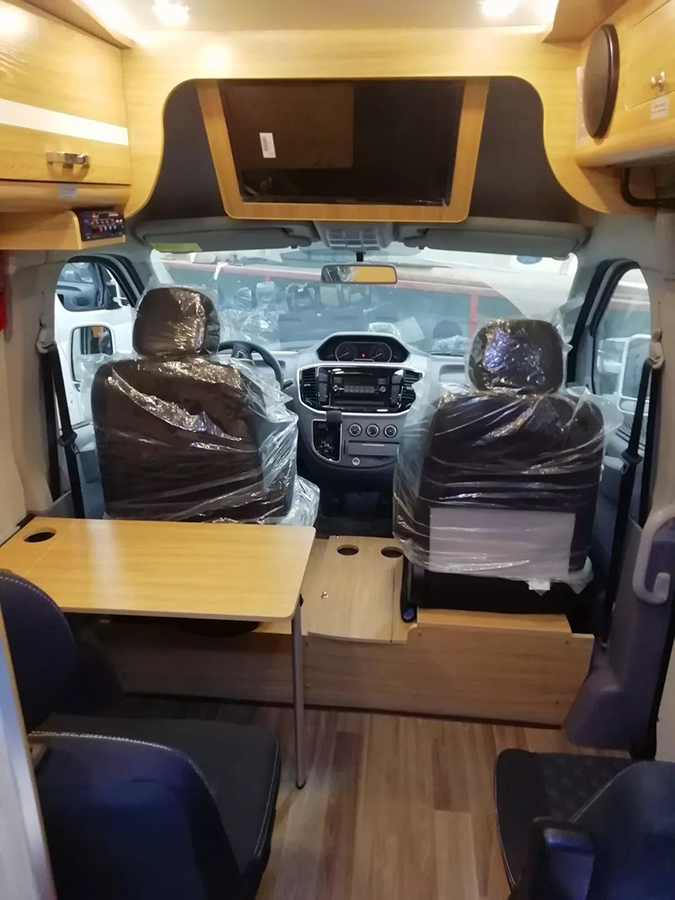 程力房車(chē)-上汽大通國(guó)六長(zhǎng)軸高頂房車(chē)2 程力房車(chē)-上汽大通國(guó)六長(zhǎng)軸高頂房車(chē)2