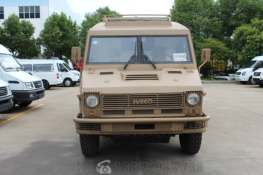 依維柯2046四驅(qū)越野旅居車2 依維柯2046四驅(qū)越野旅居車2