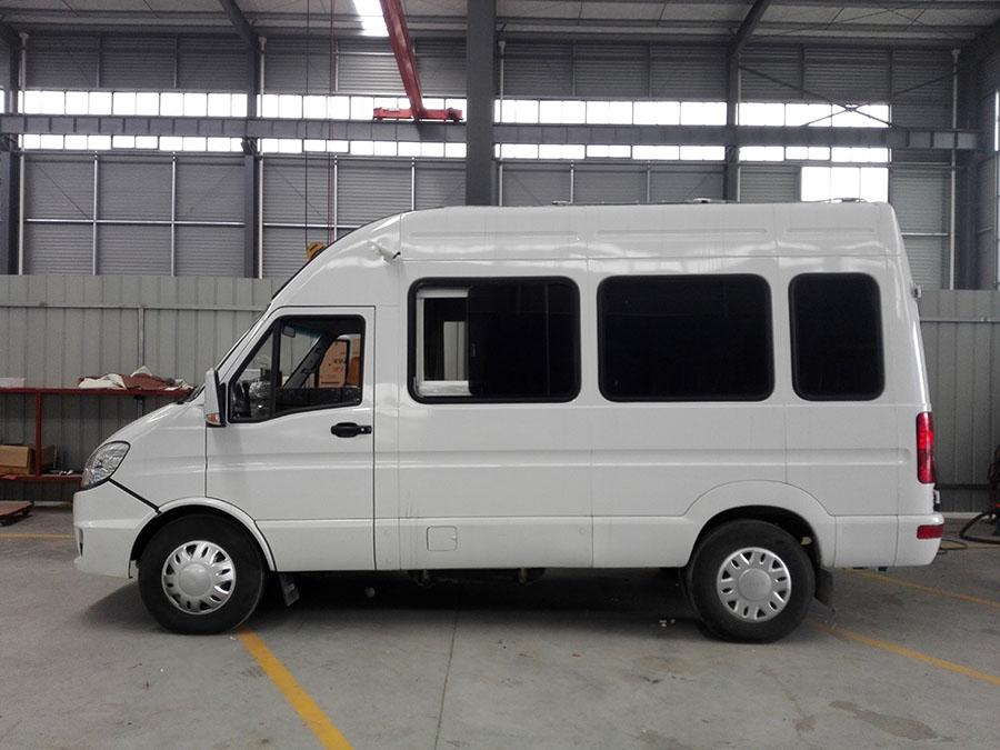 程力依維柯A37房車 程力依維柯A37房車