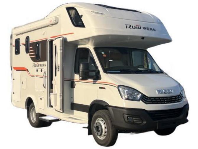 依維柯歐勝C型雙拓展房車